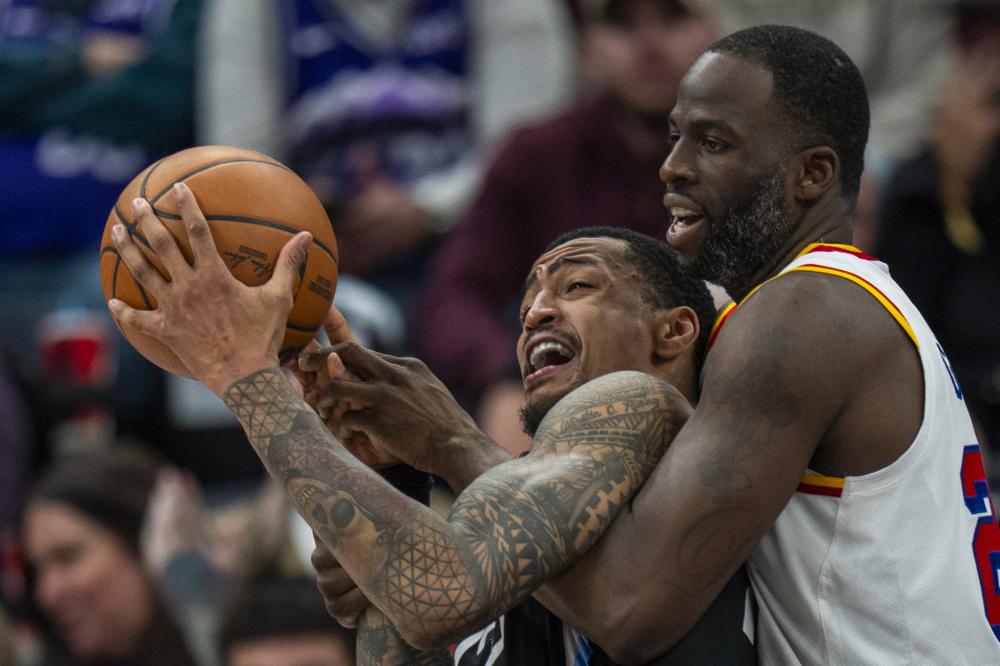 处于平衡的 处于平衡的