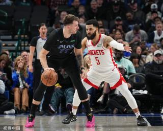 与此同时 与此同时