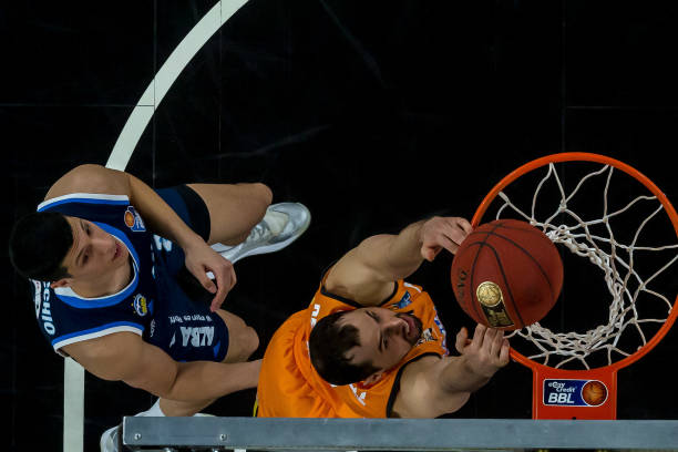 巴塞罗那的 巴塞罗那的