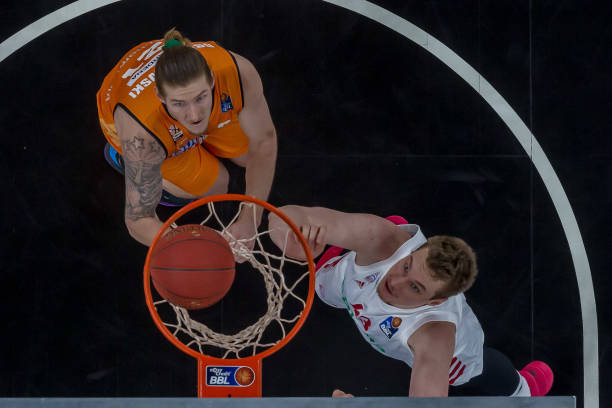 员全力以赴 员全力以赴