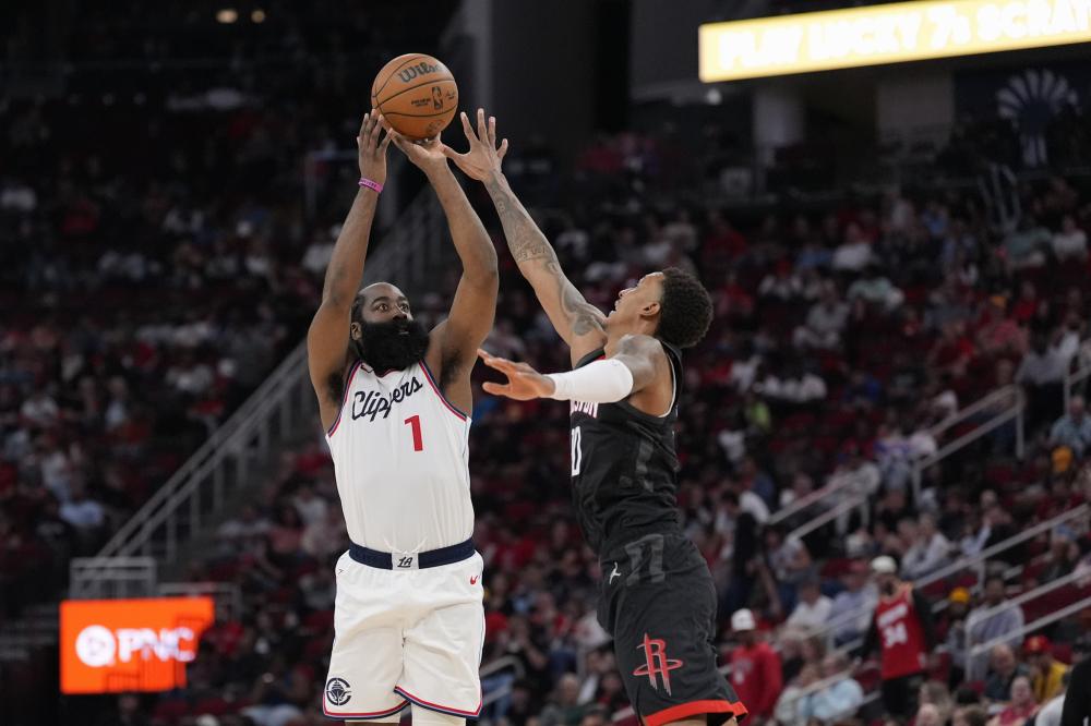 她在此前与 她在此前与